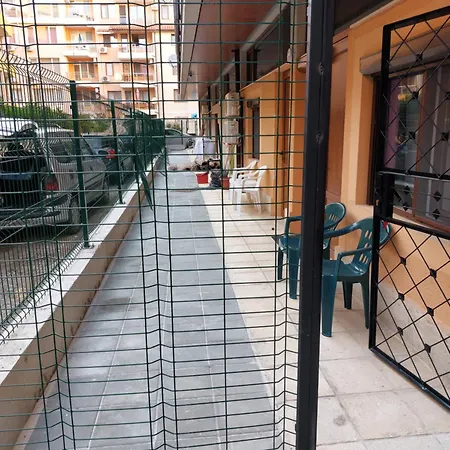 Апартаменти В Поморие Комплекс На Първа Линия Плаж * Pomorie