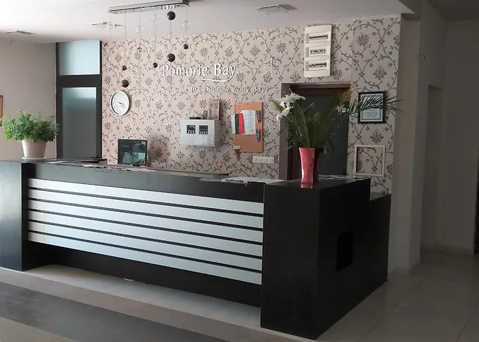 Апартаменти В Поморие Комплекс На Първа Линия Плаж Apartmán *