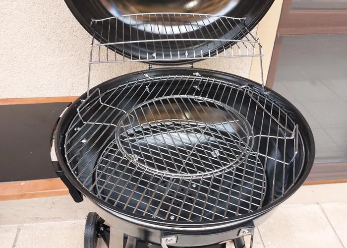 Апартаменти В Поморие Комплекс На Първа Линия Плаж Apartmán